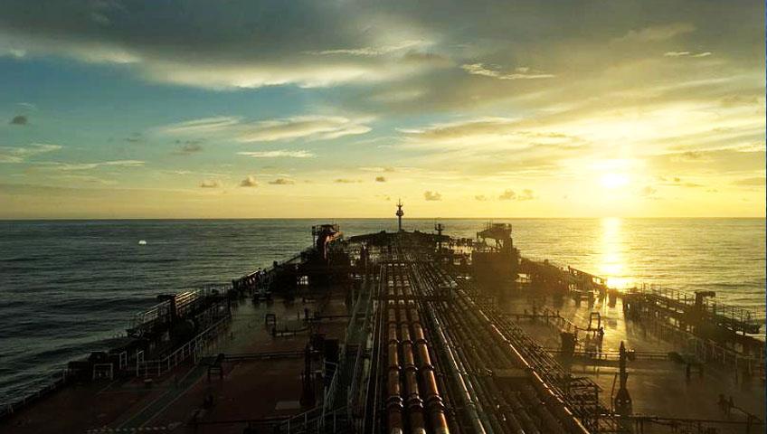 Drewry: Tight Supply to Keep Oil Prices Up in Q4
